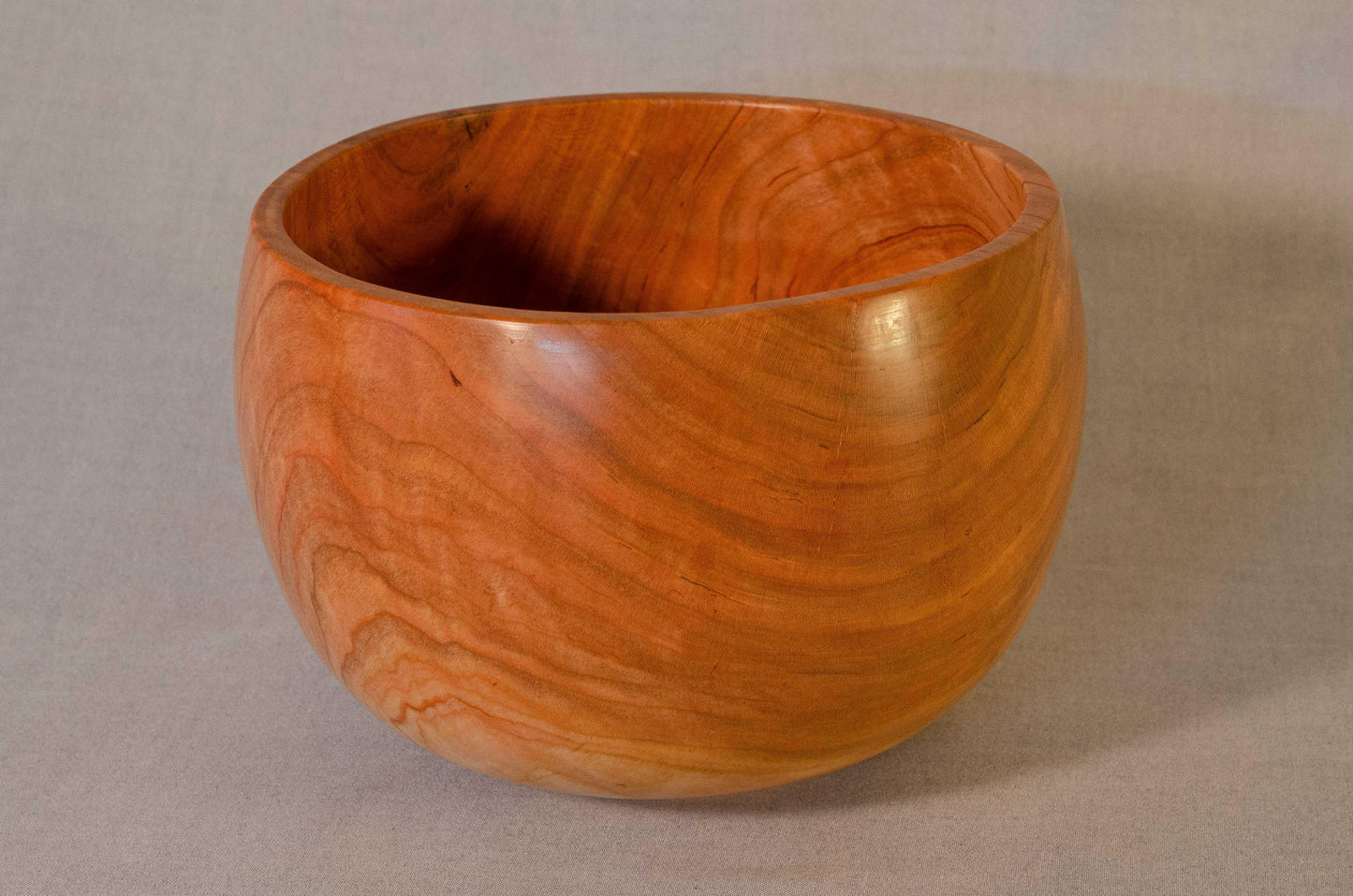 Medium cherry bowl - Rare Earth Bowls