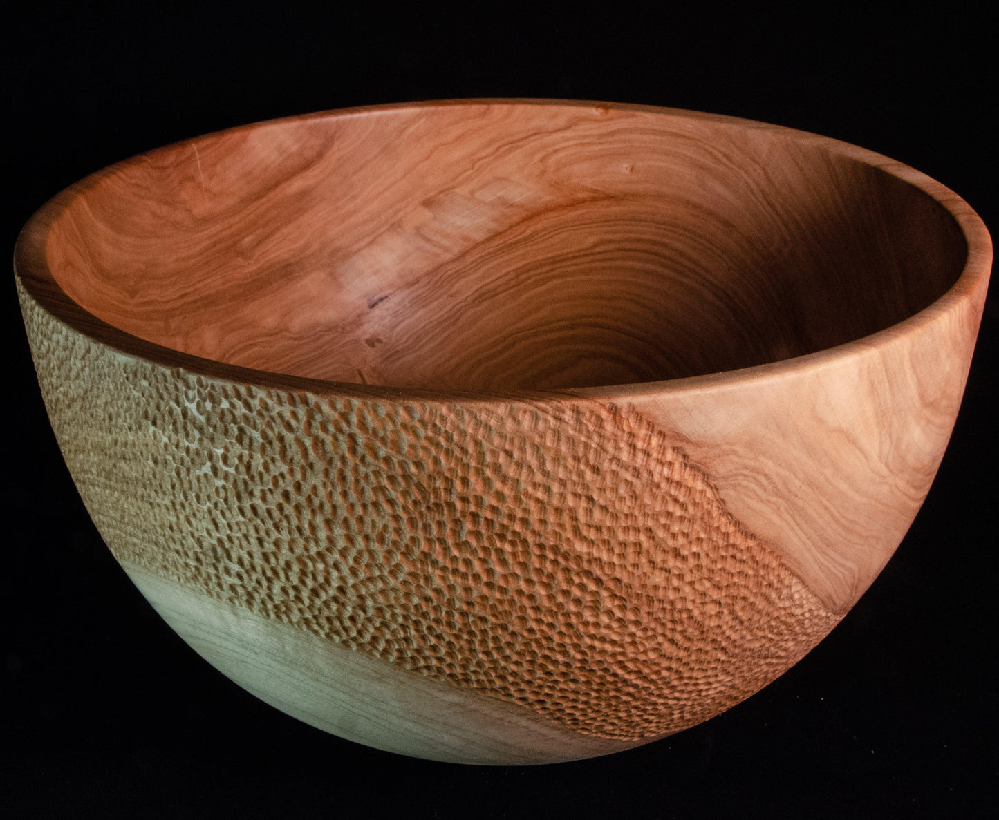 Large maple bowl with texturing - Rare Earth Bowls